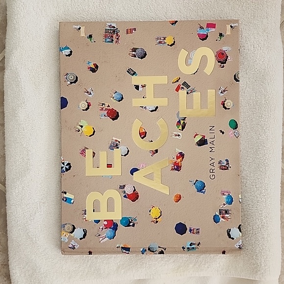 Gray Malin "Beaches" Coffee Table Book - Picture 1 of 8
